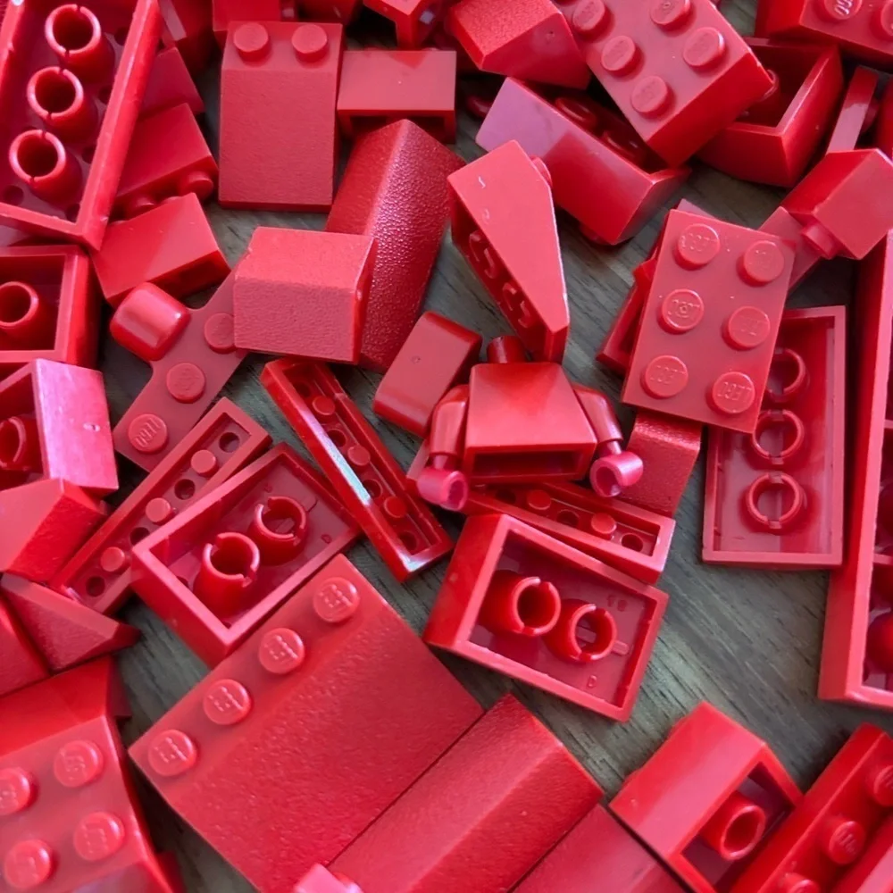 LEGO LOT‎ over 150 Red Lego pieces bricks. Vintage + recent pieces